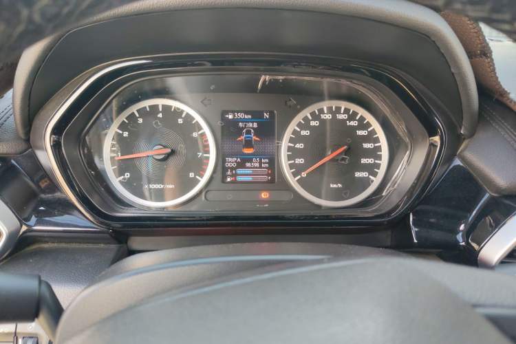 Used Haima 8S 2020 1.6 TGDI Automatic Elite Model Instrument Cluster