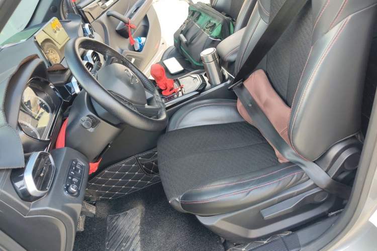 Used Haima 8S 2020 1.6 TGDI Automatic Elite Model Left Front Seat