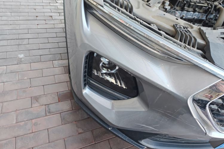 Used Haima 8S 2020 1.6 TGDI Automatic Elite Model Right Front Headlight