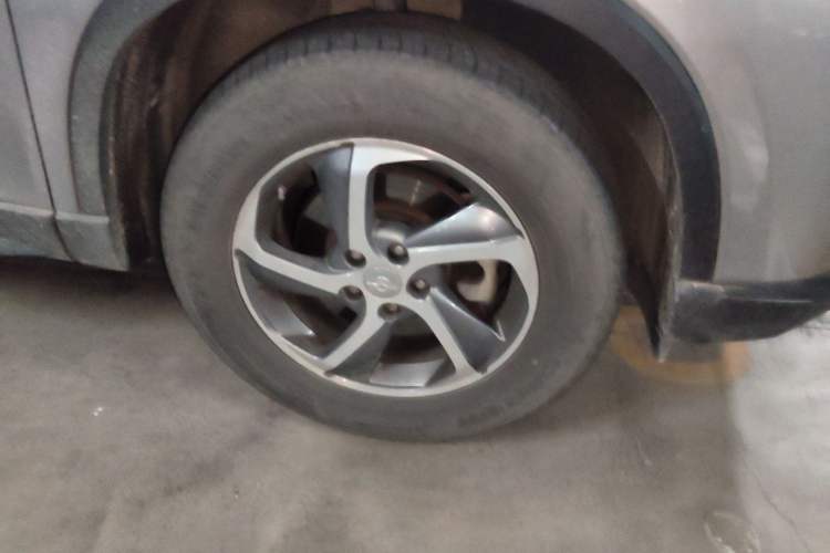 Used Haima 8S 2020 1.6 TGDI Manual Elite Model Right Front Wheel Hub