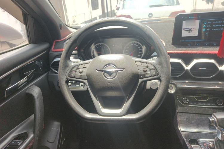 Used Haima 8S 2020 1.6 TGDI Automatic Elite Model Steering Wheel