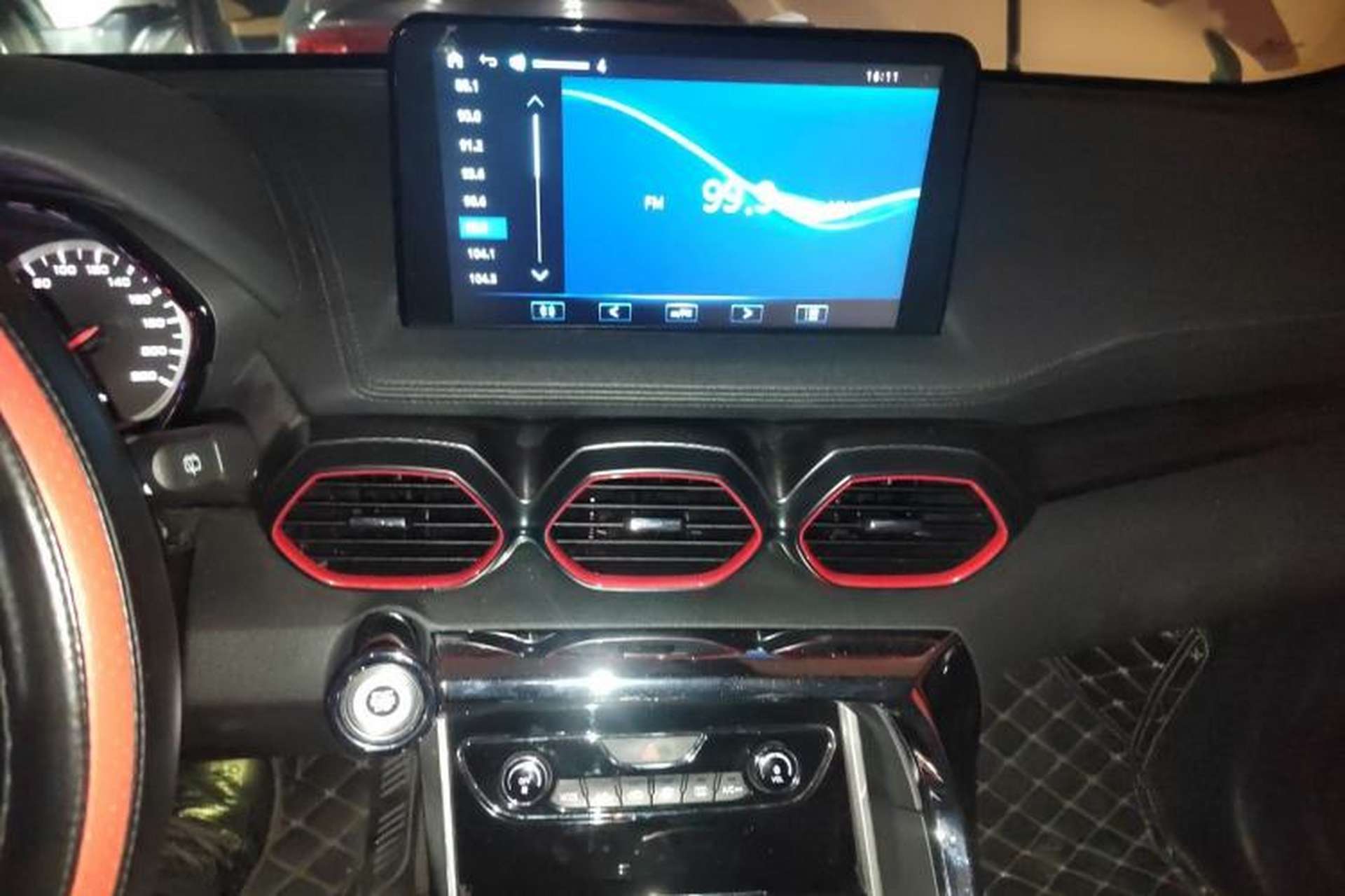Used Haima 8S 2020 1.6 TGDI DCT Prestige Model Audio And AC Panel