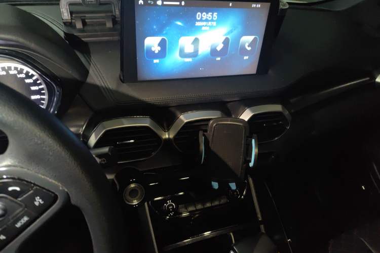 Used Haima 8S 2020 1.6 TGDI Automatic Luxury Model Audio And AC Panel