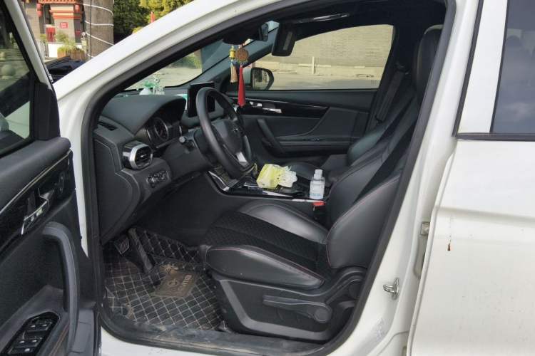Used Haima 8S 2020 1.6 TGDI Automatic Elite Model Driver Seat
