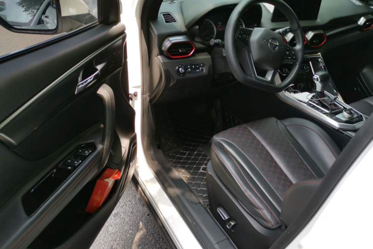 Used Haima 8S 2020 1.6 TGDI DCT Prestige Model Driver Seat