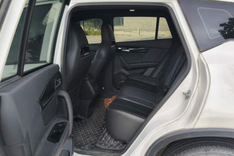 Used Haima 8S 2020 1.6 TGDI Automatic Elite Model Left Rear Seat