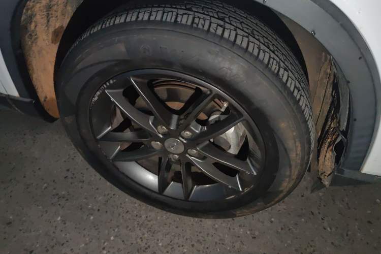 Used Haima 8S 2020 1.6 TGDI Automatic Luxury Model Right Front Wheel Hub