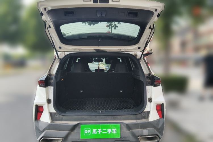 Used Haima 8S 2020 1.6 TGDI Automatic Elite Model Trunk