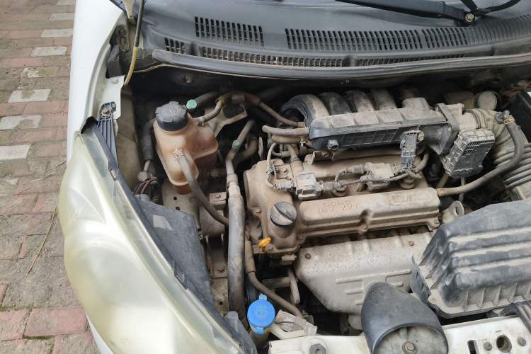 Used Haima Aishang 2012 1.0L Standard Edition Engine Bay Right