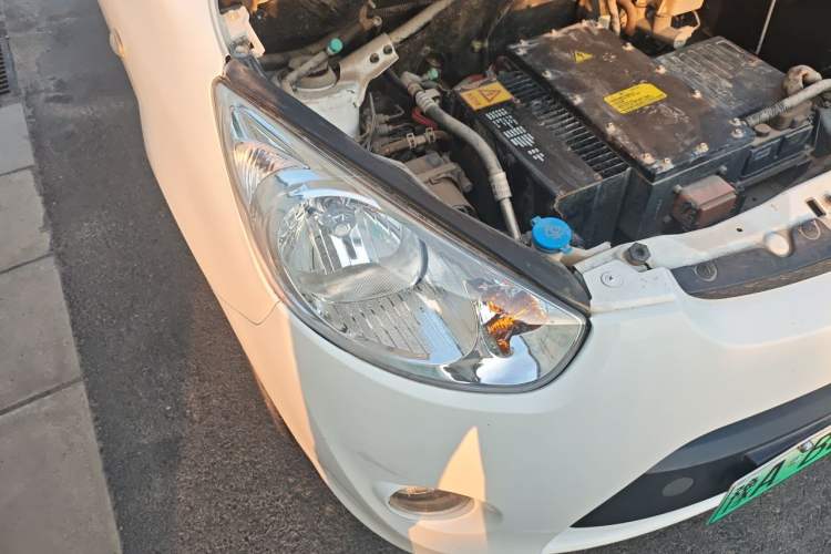 Used Haima Aishang EV 2017 EV160 Right Front Headlight
