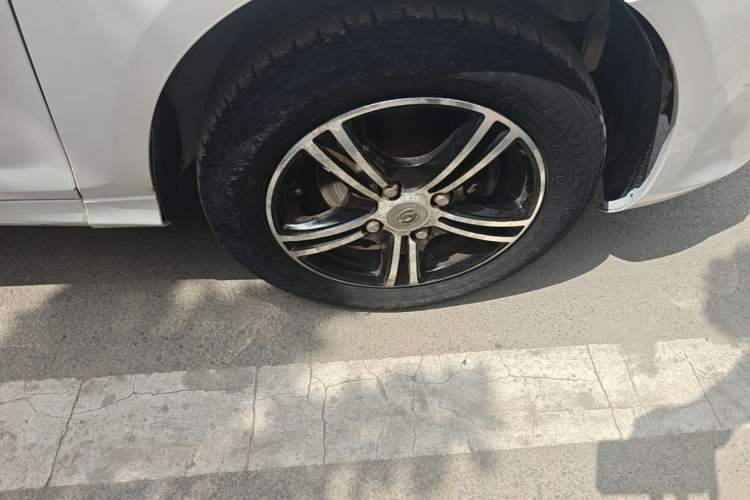 Used Haima Aishang EV 2017 EV160 Right Front Wheel Hub