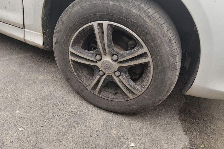 Used Haima Aishang EV 2017 EV160 Right Front Wheel Hub