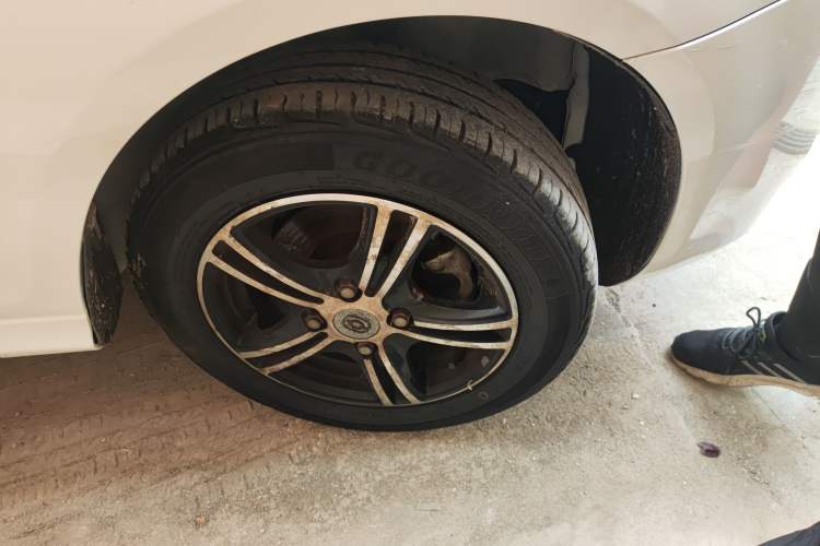 Used Haima Aishang EV 2017 EV160 Right Front Wheel Hub