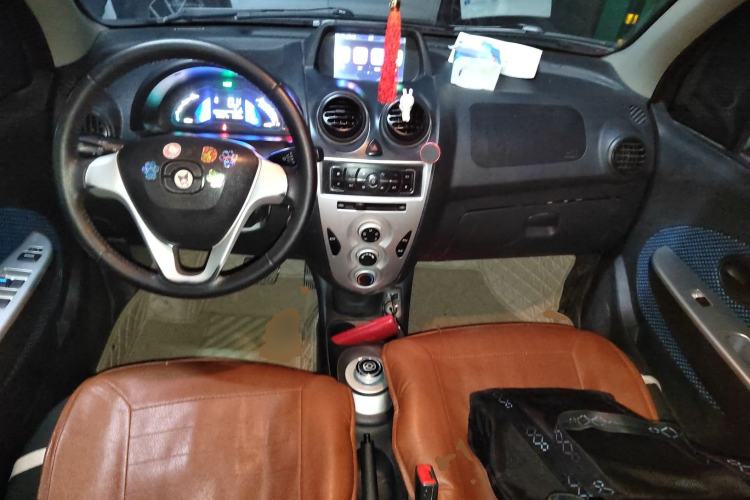 Used Haima Aishang EV 2018 Standard Model Center Console
