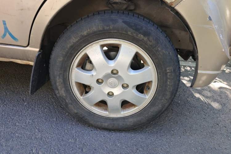 Used Haima Fosida Rongda 2012 1.2L Ronda Luxury Edition HMA GM12-NR Right Front Wheel Hub