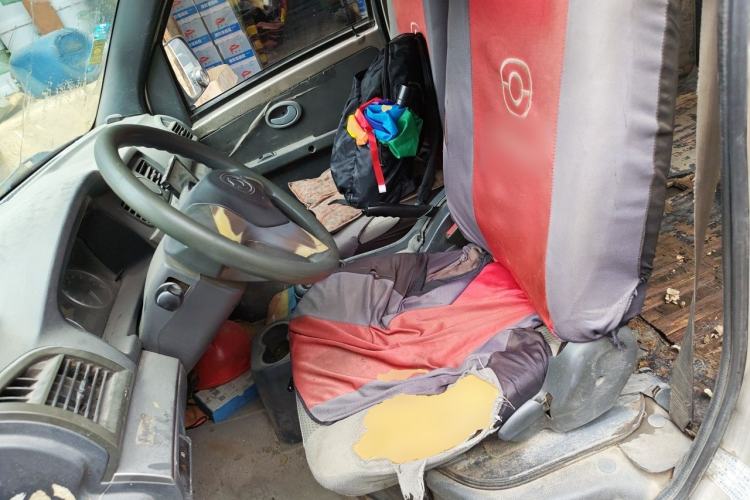Used Haima Fosida Rongda 2012 1.2L Ronda Comfort Edition HMA GM12-NR Left Front Seat