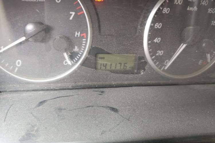Used Haima Fosida Rongda 2012 1.2L Ronda Comfort Edition HMA GM12-NR Odometer Close Up