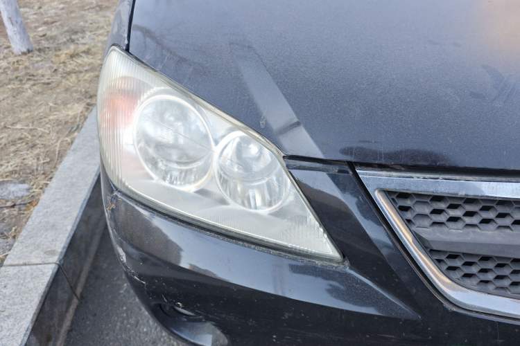 Used Haima Fumei 2006 1.6L Manual Comfort GLX Right Front Headlight