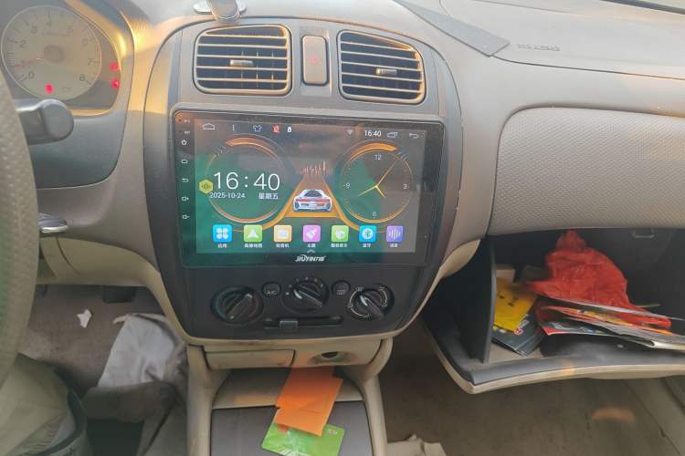 Used Haima Fumei 2006 1.6L Automatic Comfort DX Audio And AC Panel