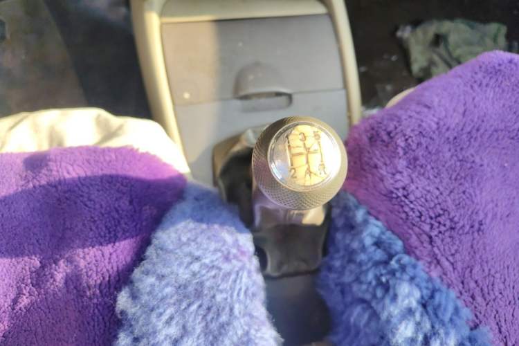 Used Haima Fumei 2008 1.6L Manual Comfort GLX Gear Lever