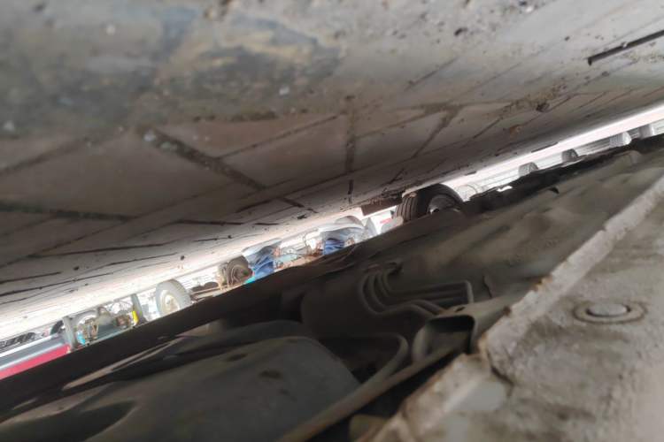 Used Haima Fumei 2010 1.6L Automatic Comfort Edition Chassis Rear Left