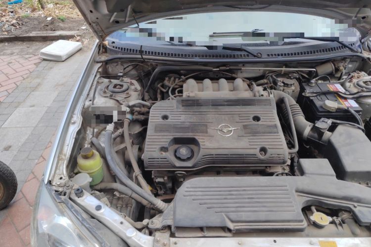 Used Haima Fumei 2010 1.6L Automatic Comfort Edition Engine Bay Right