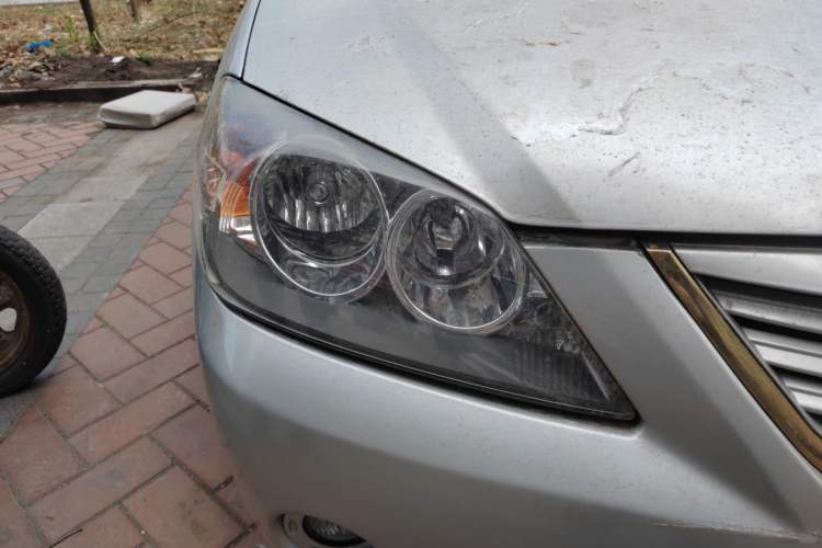 Used Haima Fumei 2010 1.6L Automatic Comfort Edition Right Front Headlight