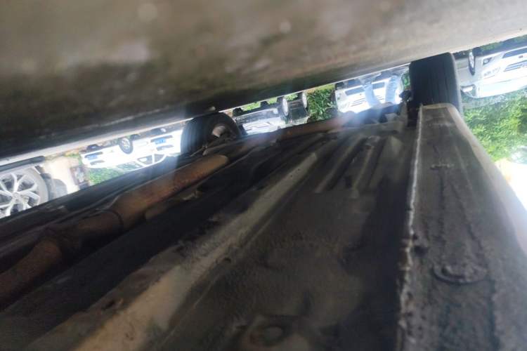 Used Haima Fumei 2011 1.6L Automatic Luxury Edition Chassis Front Right