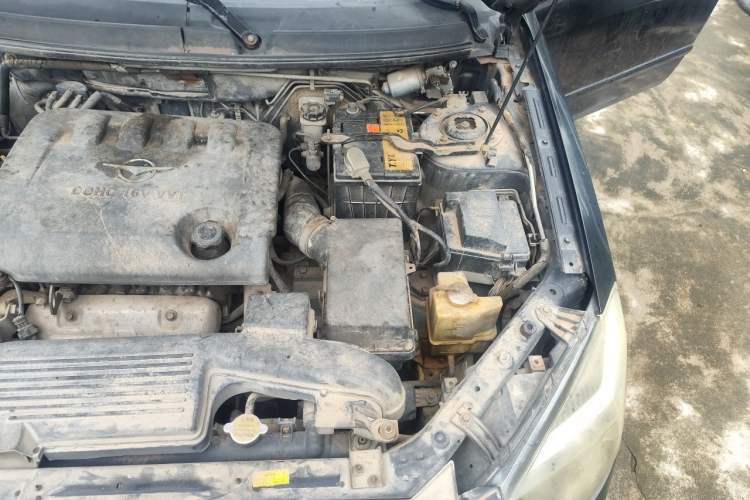 Used Haima Fumei 2011 1.6L Automatic Luxury Edition Engine Bay Left