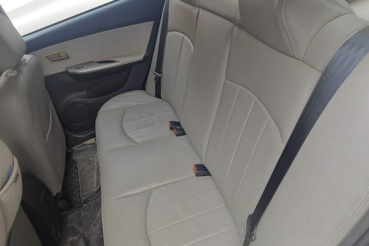 Used Haima Fumei 2011 1.6L Manual Comfort Edition Left Rear Seat