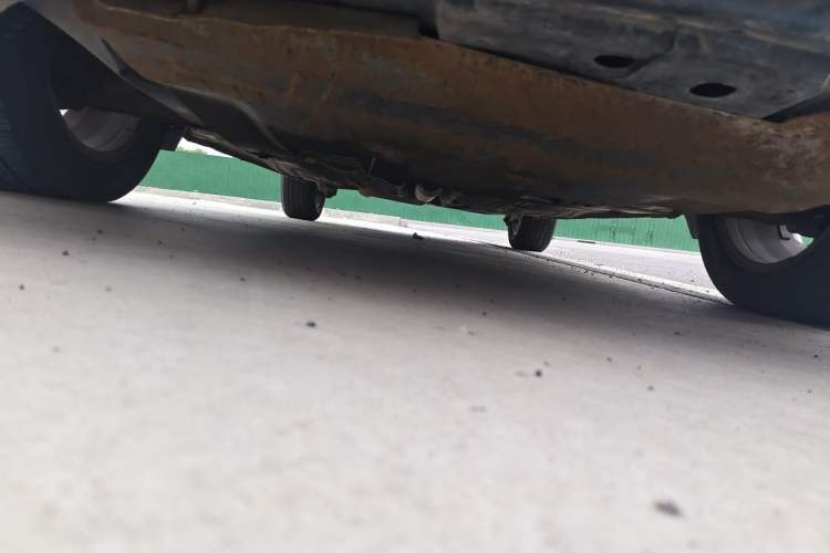 Used Haima Fumei 2011 1.6L Manual Luxury Edition Chassis Front