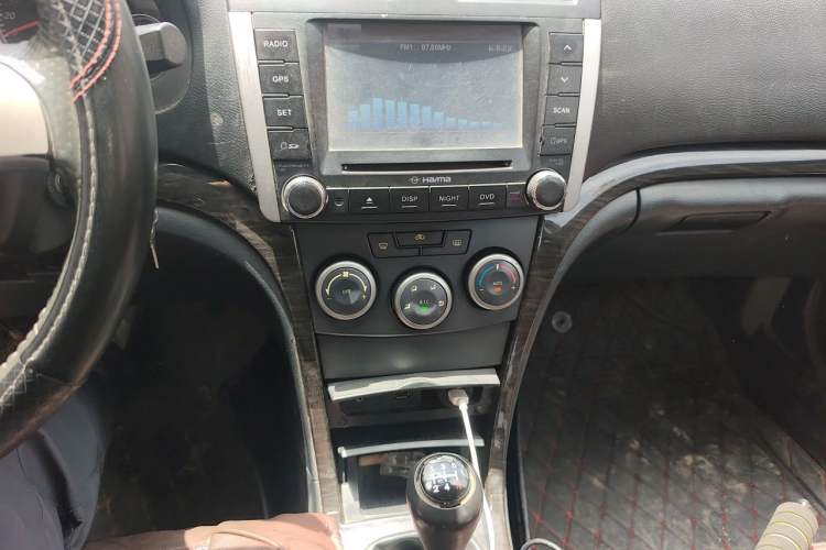 Used Haima Fumei 2011 1.6L Manual Luxury Edition Audio And AC Panel