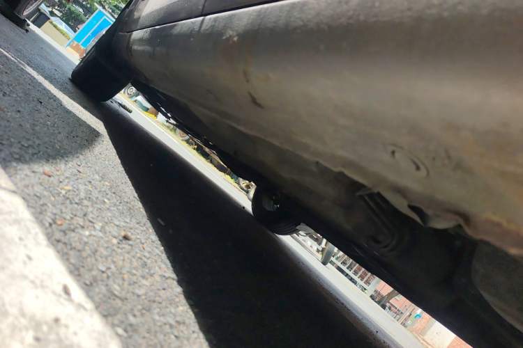 Used Haima Fumei 2011 1.6L Manual Luxury Edition Chassis Rear Left