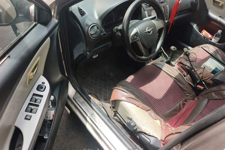 Used Haima Fumei 2011 1.6L Manual Luxury Edition Driver Seat