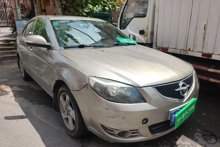 Used Haima Fumei 2011 1.6L Manual Luxury Edition Front Right 45 Deg