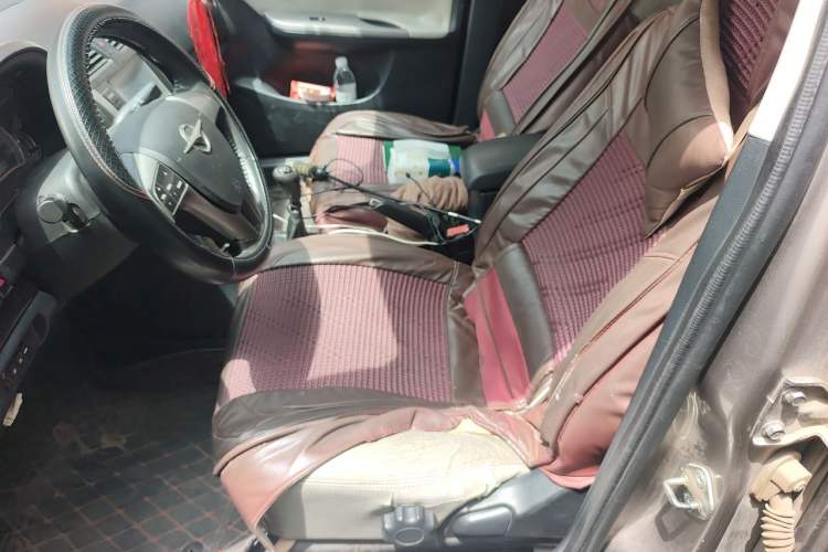 Used Haima Fumei 2011 1.6L Manual Luxury Edition Left Front Seat