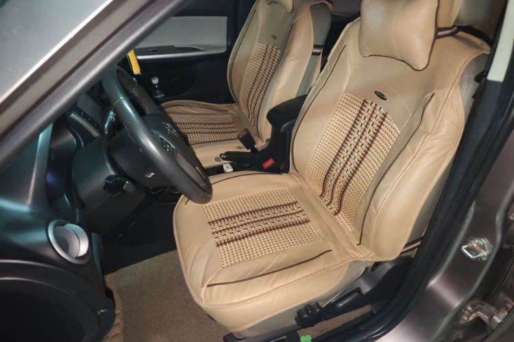 Used Haima Fumei 2011 1.6L Manual Comfort Edition Left Front Seat