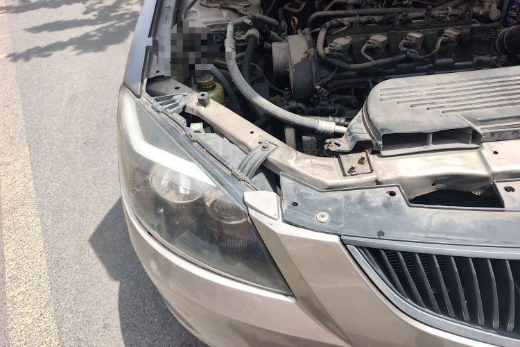 Used Haima Fumei 2011 1.6L Manual Luxury Edition Right Front Headlight