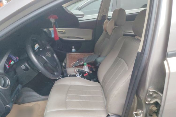 Used Haima Fumei 2011 1.6L Manual Comfort Edition Left Front Seat