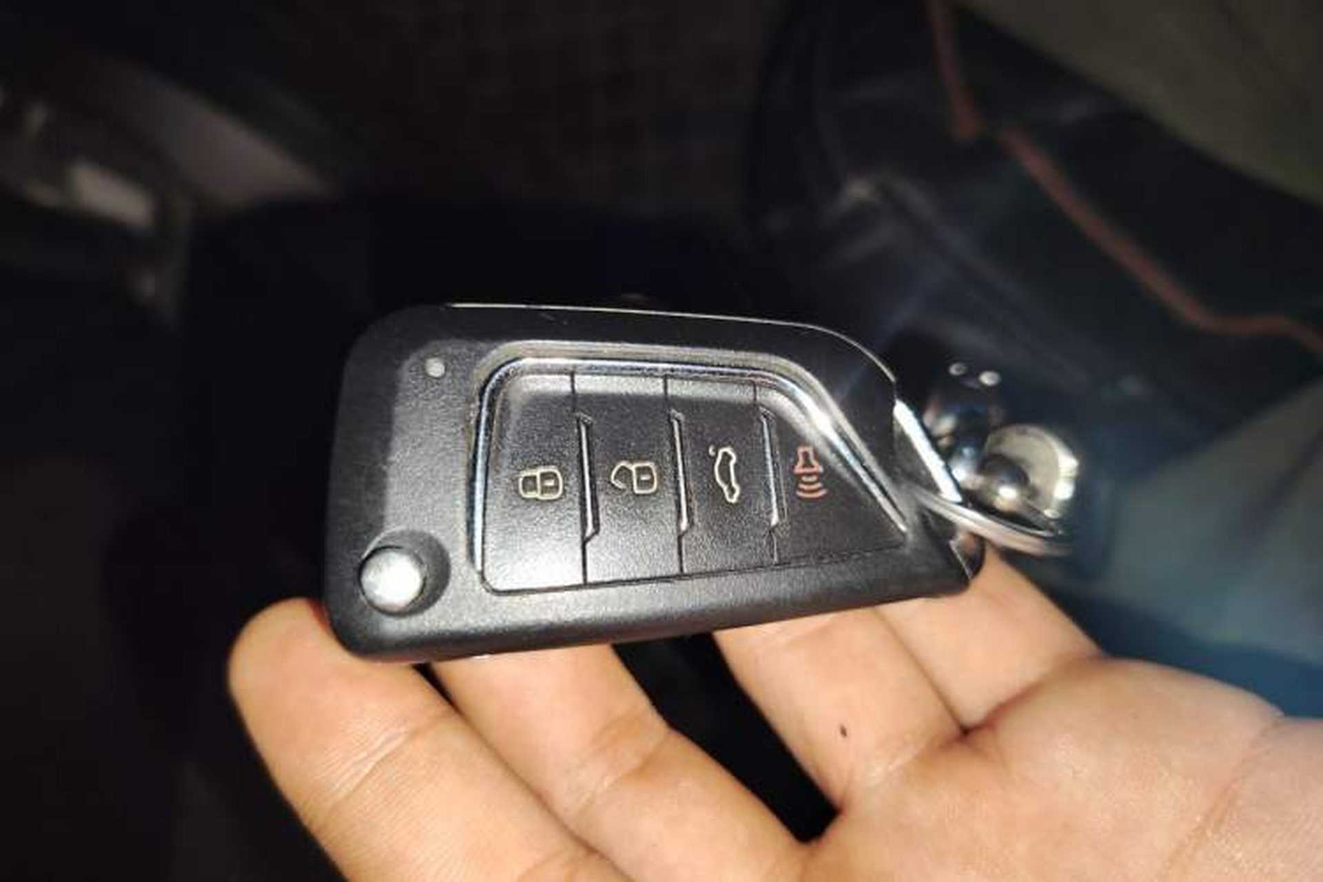 Used Haima Fumei 2011 1.6L Manual Comfort Edition Vehicle Key