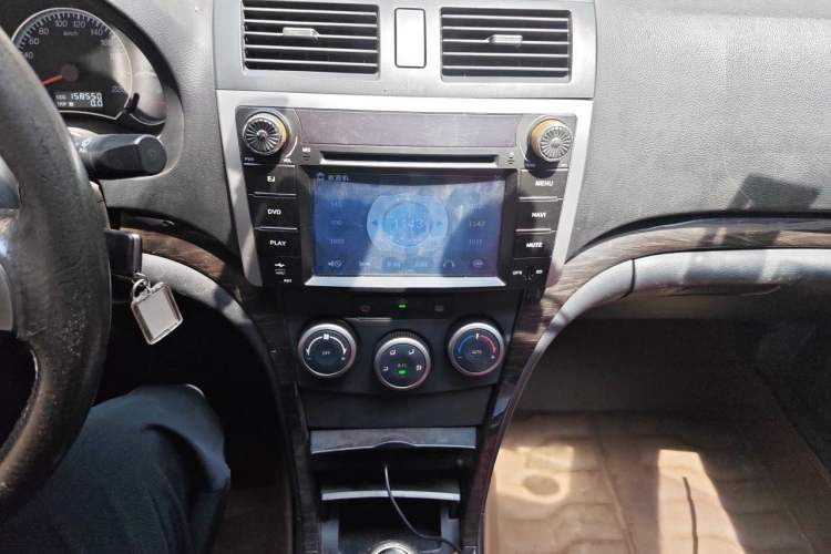 Used Haima Fumei 2011 1.6L Manual Luxury Edition Audio And AC Panel