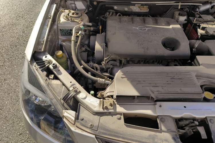 Used Haima Fumei 2011 1.6L Manual Comfort Edition Engine Bay Right
