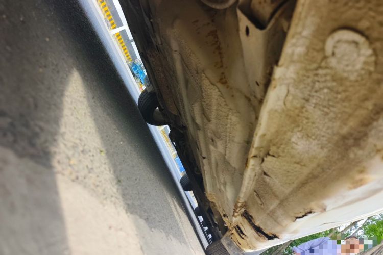 Used Haima Fumei 2011 1.6L Manual Comfort Edition Chassis Rear Right