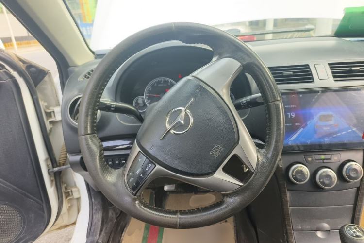 Used Haima Fumei 2011 1.6L Manual Comfort Edition Steering Wheel