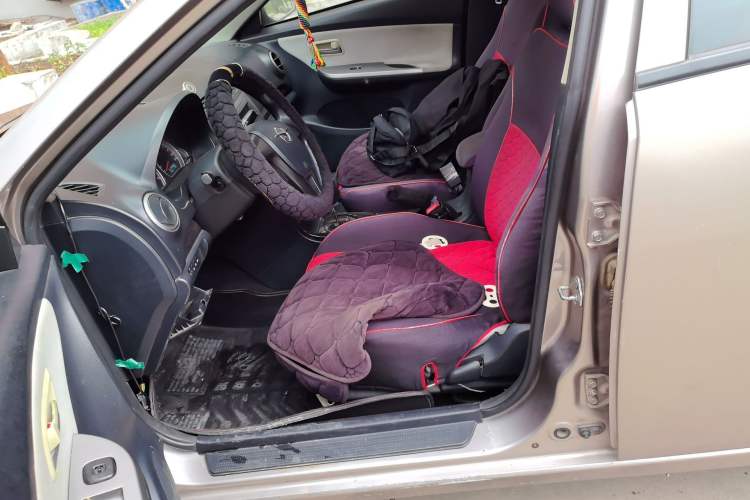 Used Haima Fumei 2011 1.6L Automatic Comfort Edition Left Front Seat