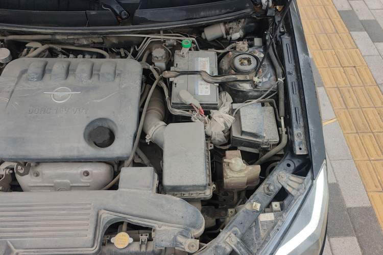 Used Haima Fumei 2012 Sedan 1.6L Manual Fashion Edition Engine Bay Left