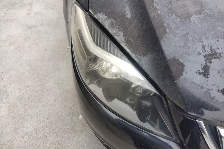 Used Haima Fumei 2012 Sedan 1.6L Manual Fashion Edition Right Front Headlight