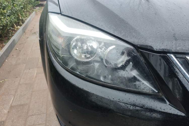 Used Haima Fumei 2012 Sedan 1.6L Manual Fashion Edition Right Front Headlight
