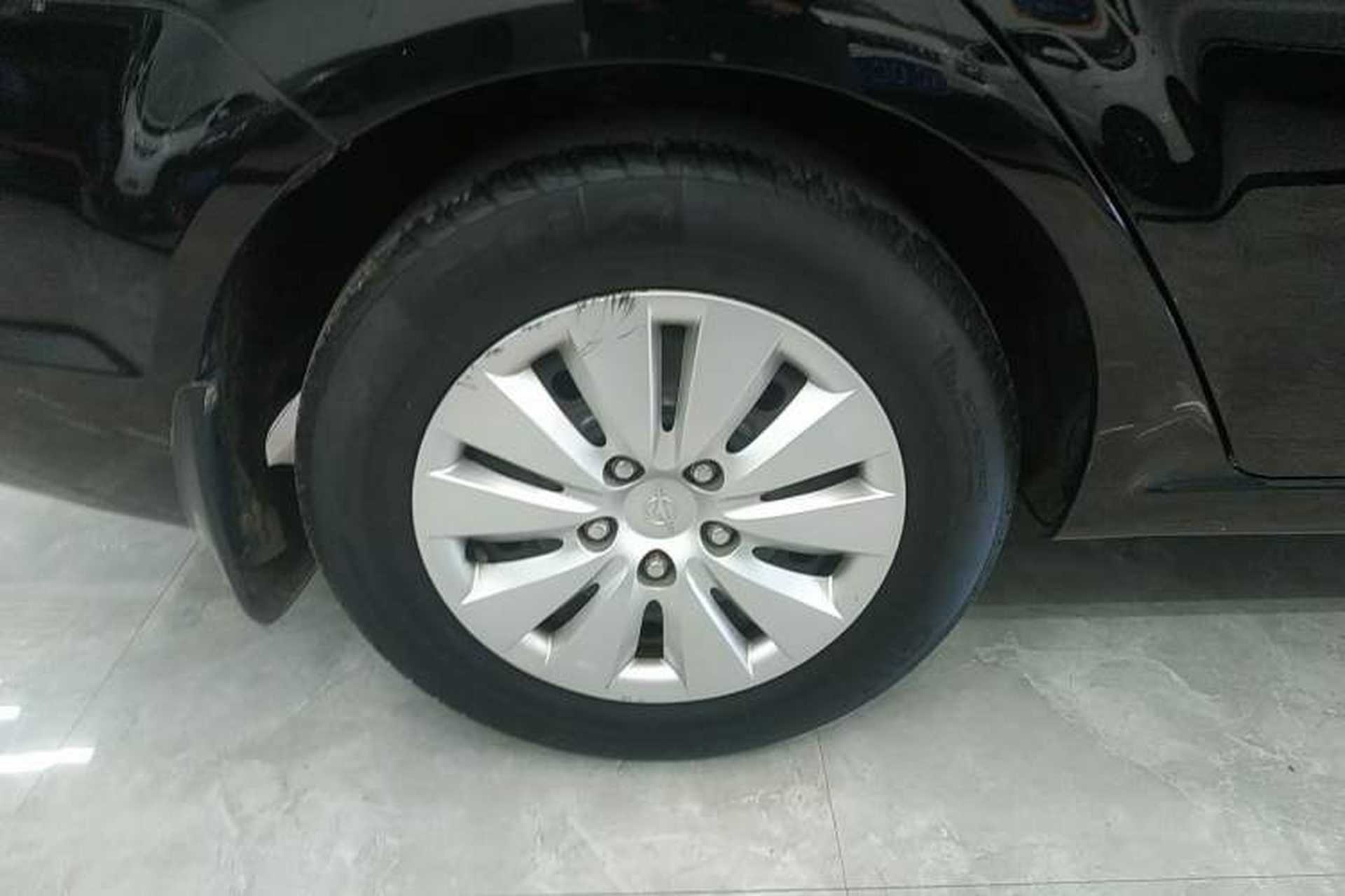 Used Haima Fumei 2012 Sedan 1.6L Manual Fashion Edition Right Rear Wheel Hub