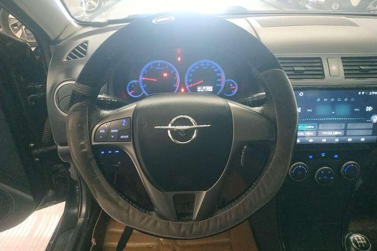 Used Haima Fumei 2012 Sedan 1.6L Manual Fashion Edition Steering Wheel